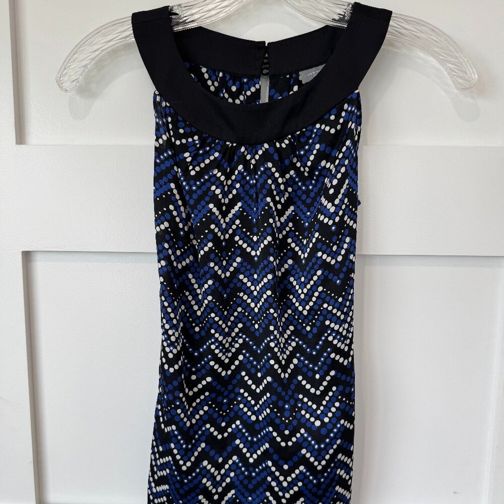 Ann Taylor sleeveless blouse 00P